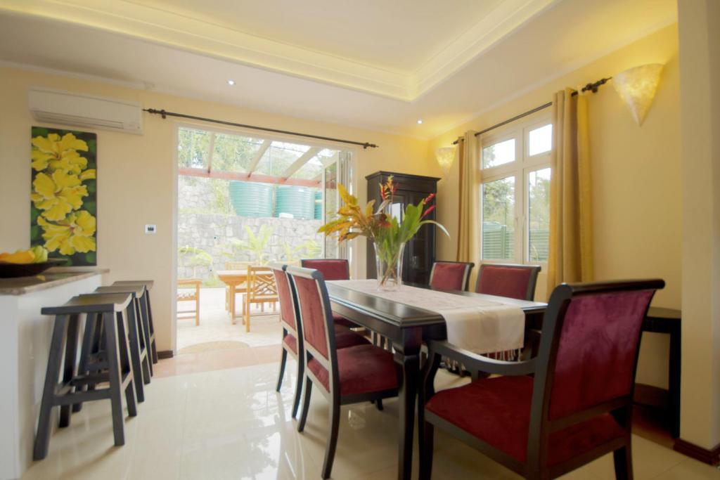 The Palm Seychelles Appartement Bel Ombre Kamer foto